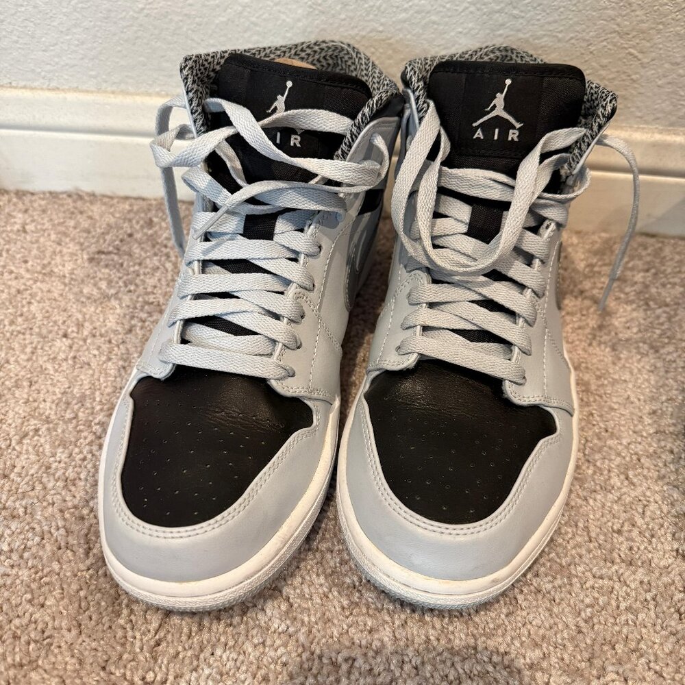 Nike Air Jordan 1